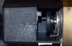 sm friendly format dv spindle retracted.gif